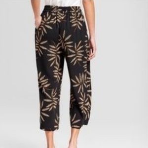 Palm leaf black palazzo pants size L